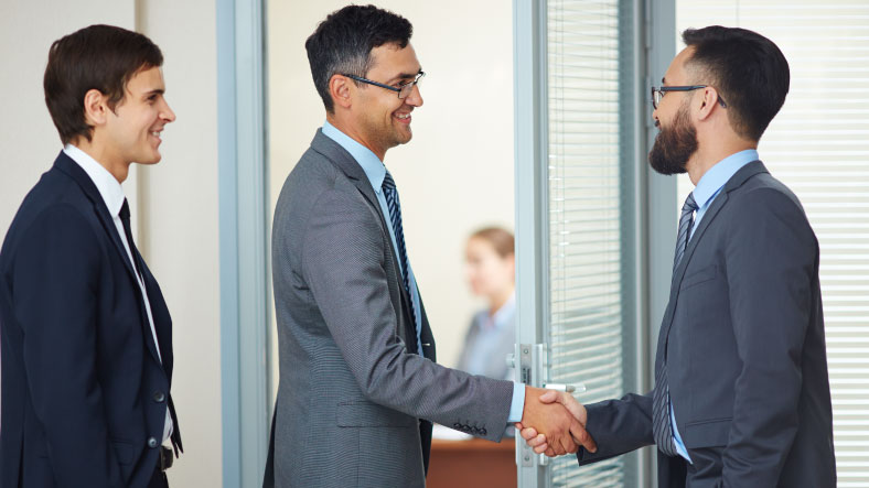 How Startups Can Win Investors’ Confidence with a Smart Pitch Deck 